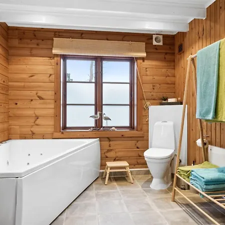 Ginnie - 300m From The Sea By Interhome Feriehus